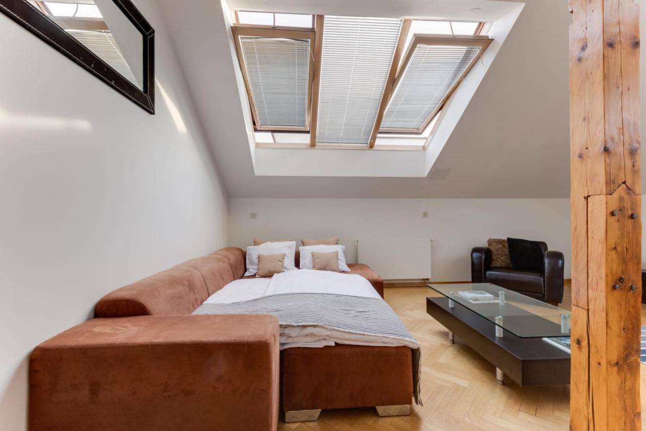Apartment Jt's Bilkova Str. *